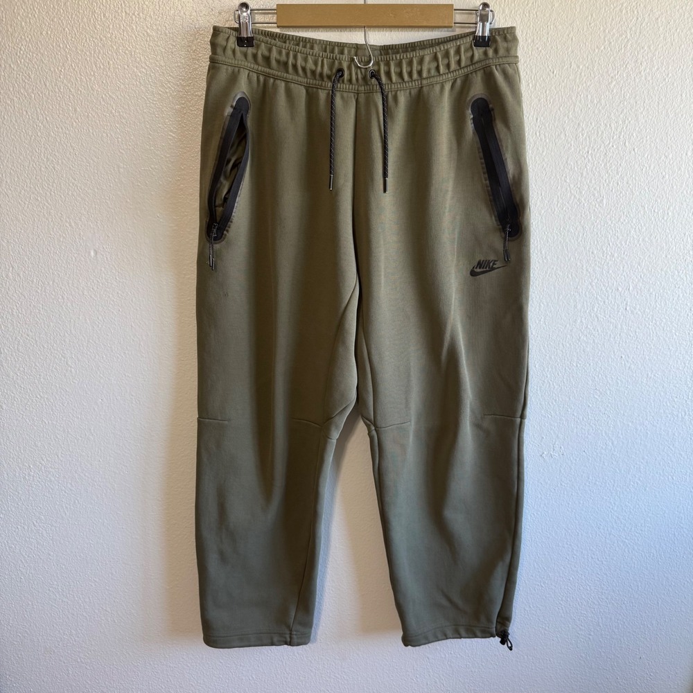 Nike Size Large Sportswear Tech Fleece Jogger Pants Olive Green Travel Lounge
